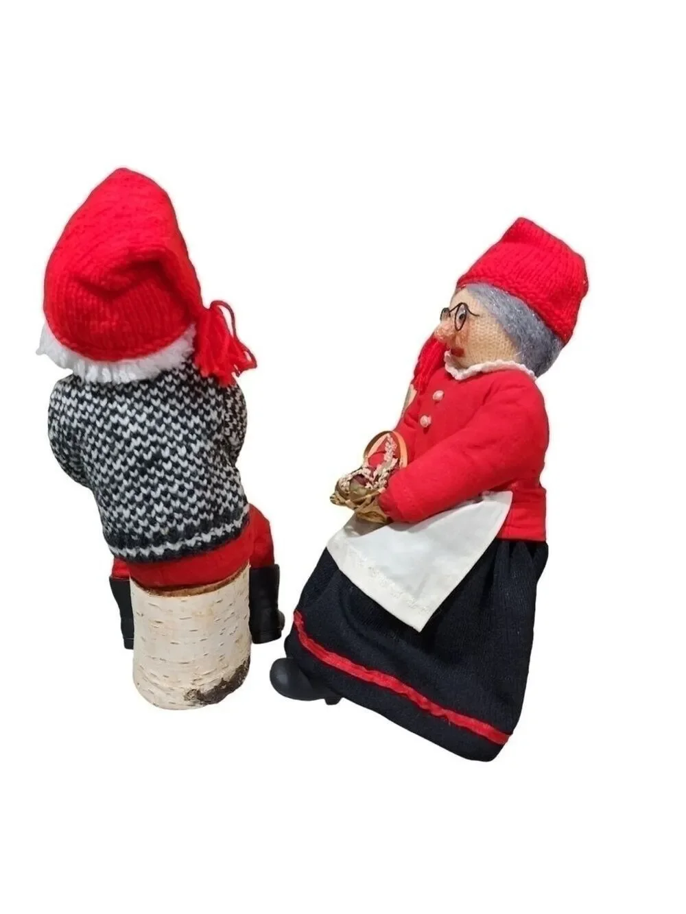Vtg set Mr. & Mrs. Klaus handmade crochet one of a kind figures sitting on a log